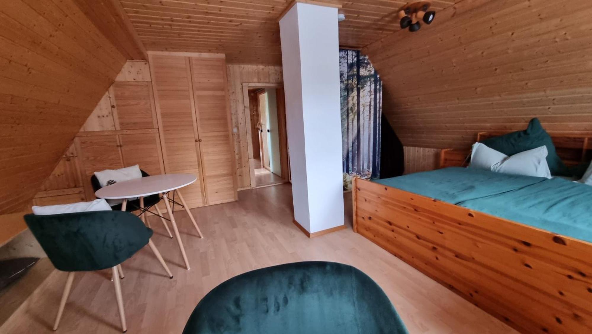 Haus Tannenzaepfle Apartment Waldachtal Bagian luar foto